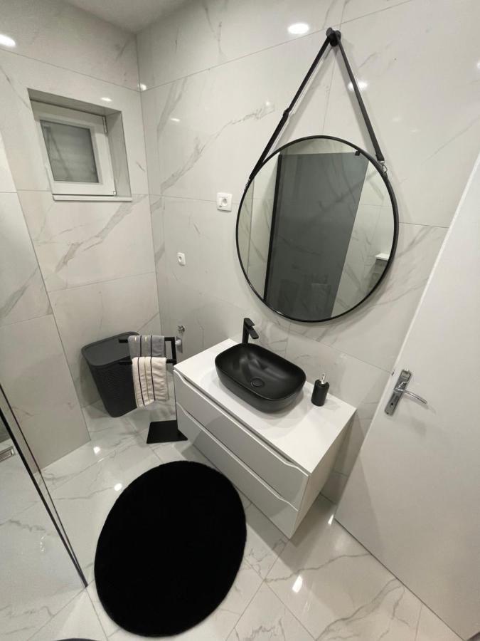 Apartman Iko Макарска Екстериор снимка