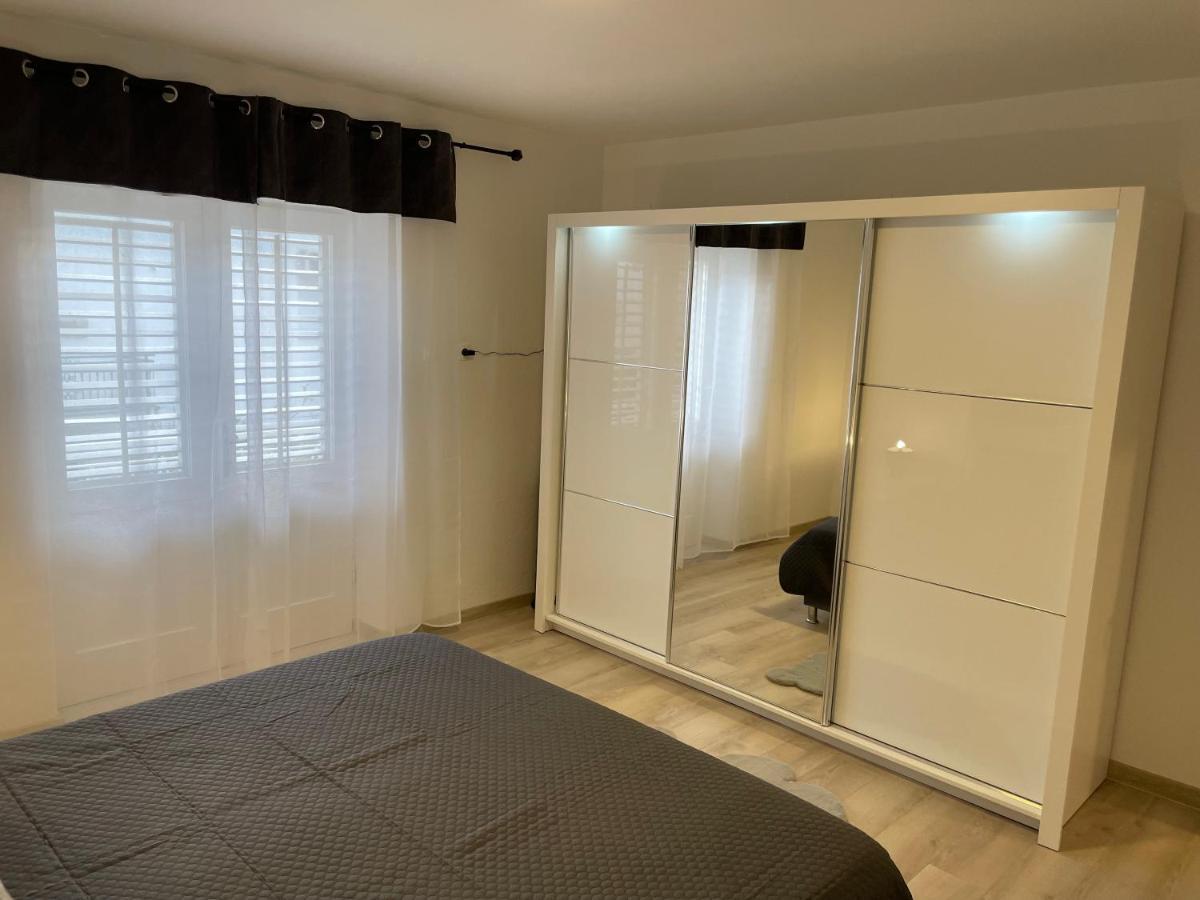 Apartman Iko Макарска Екстериор снимка